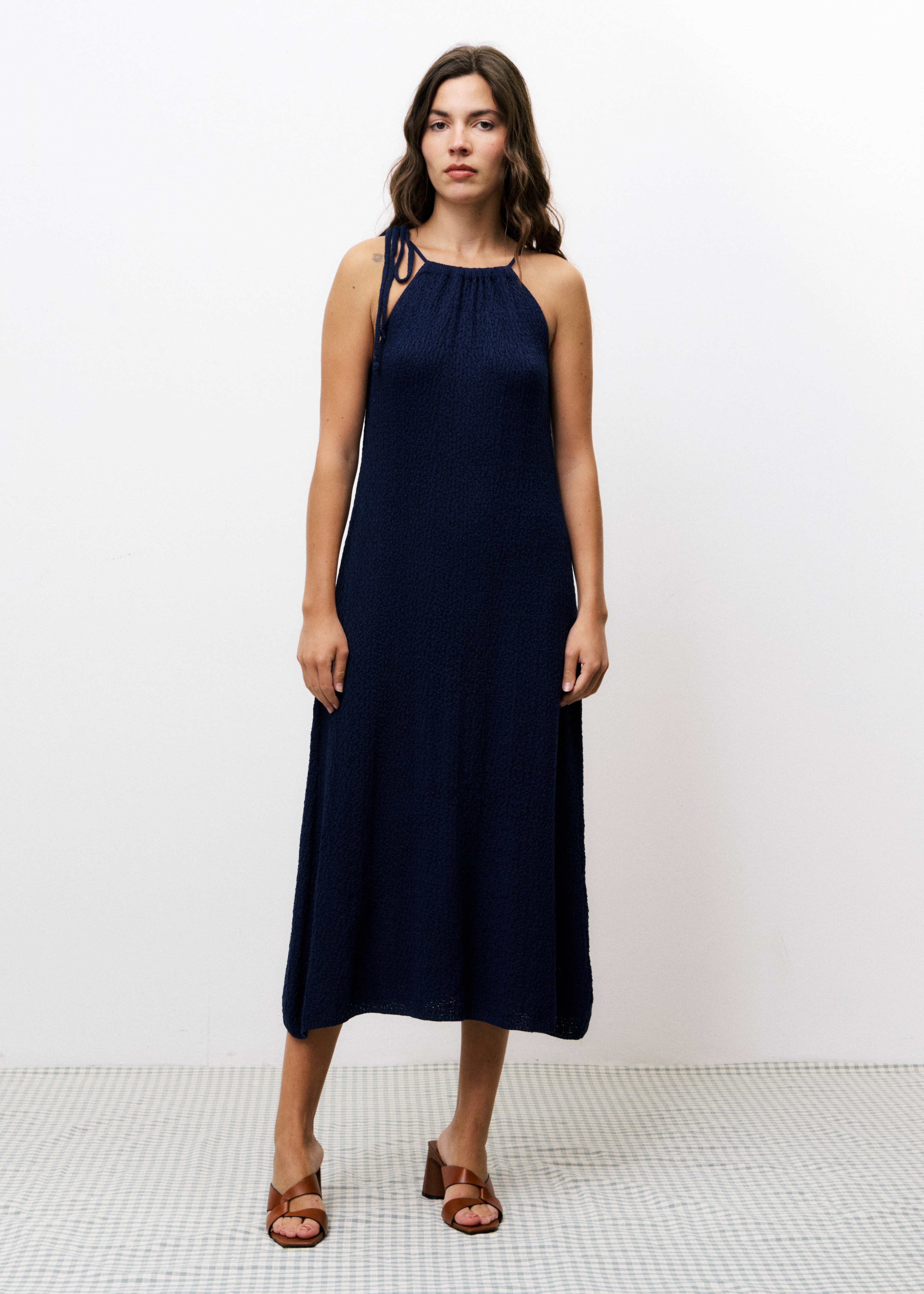 JOLI ROBE NEUF MARINE 48 CAPSULE JOLI ROBE NEUF MARINE 48 CAPSULE