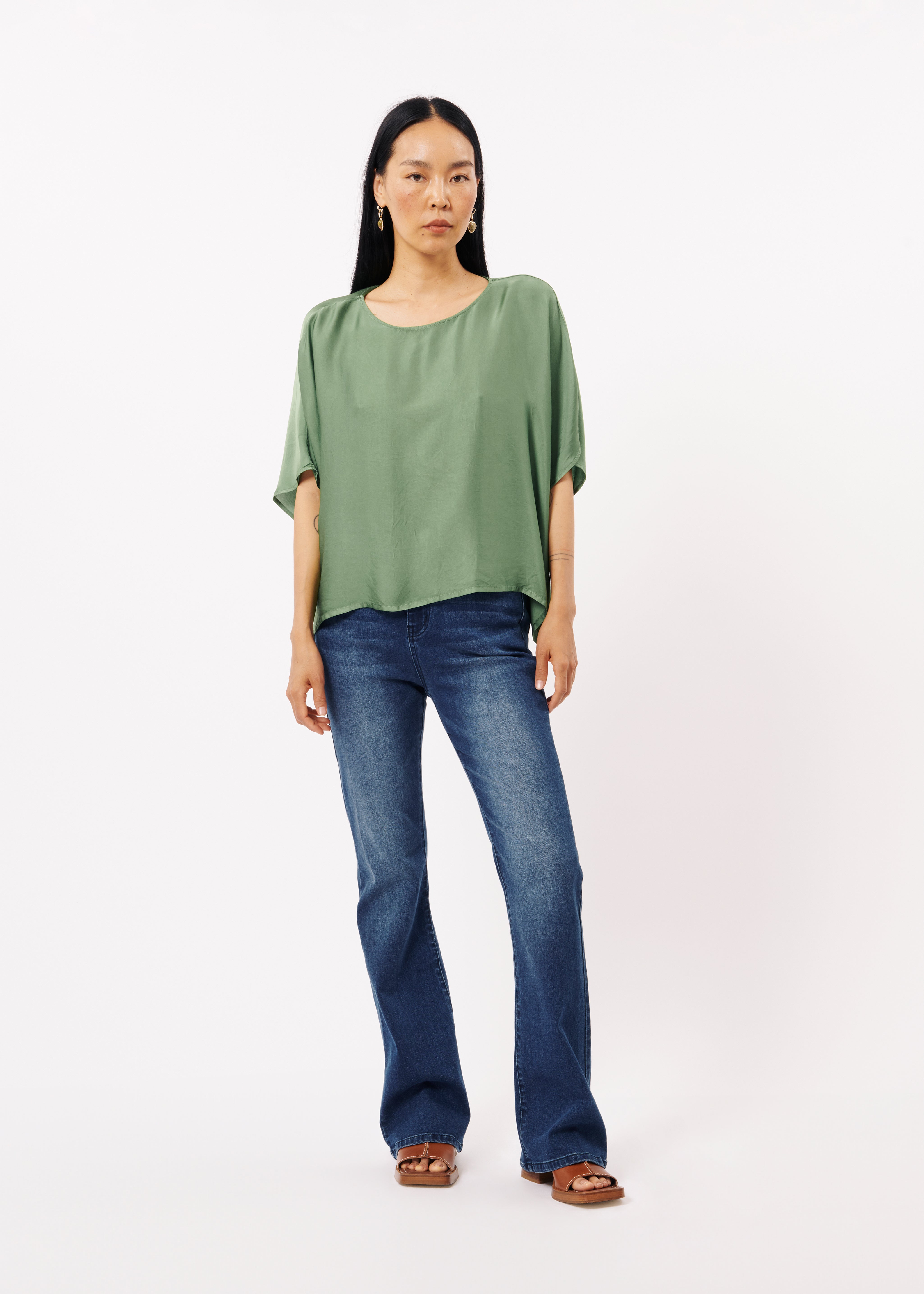 SIA Olive Top