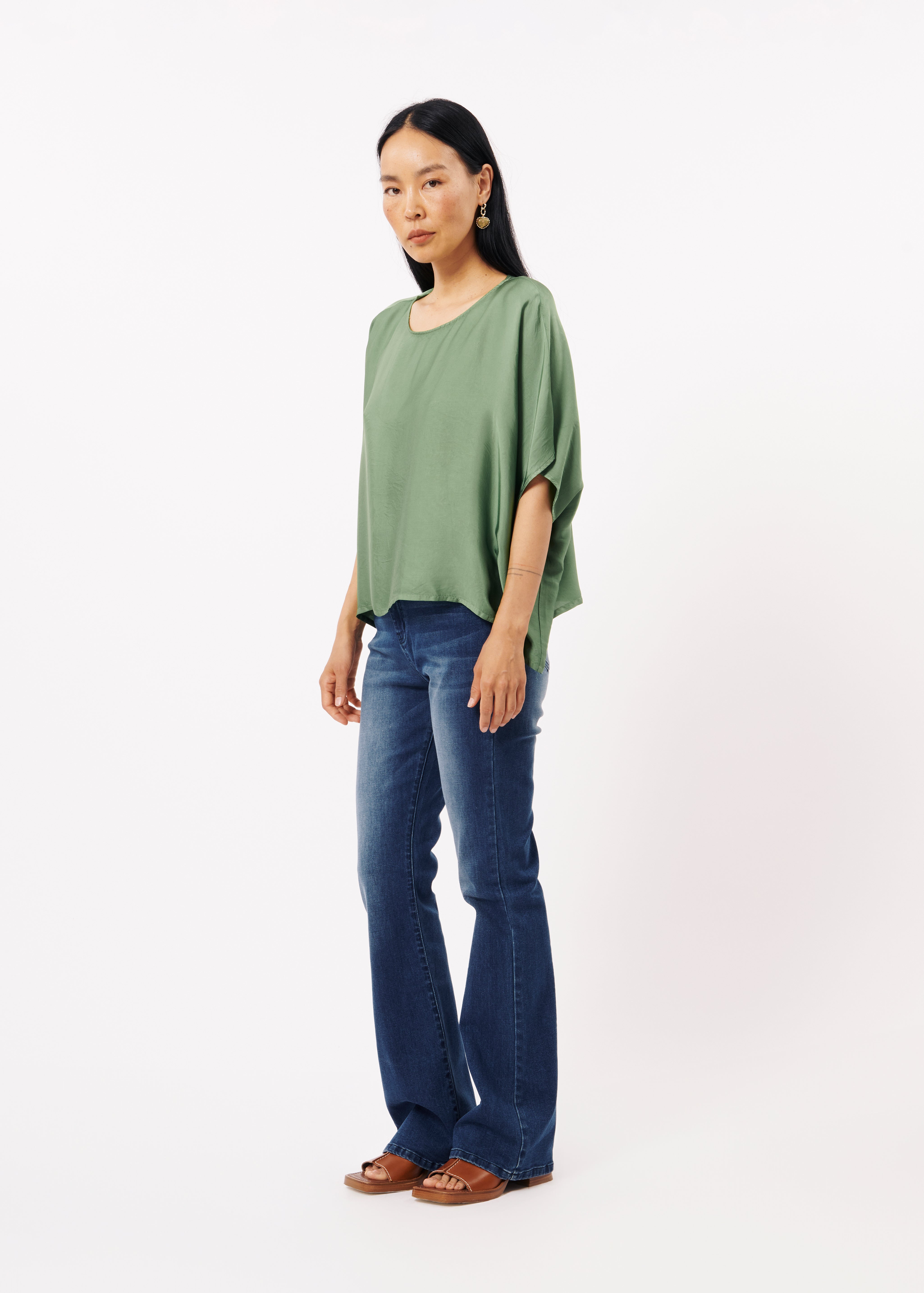 SIA Olive Top